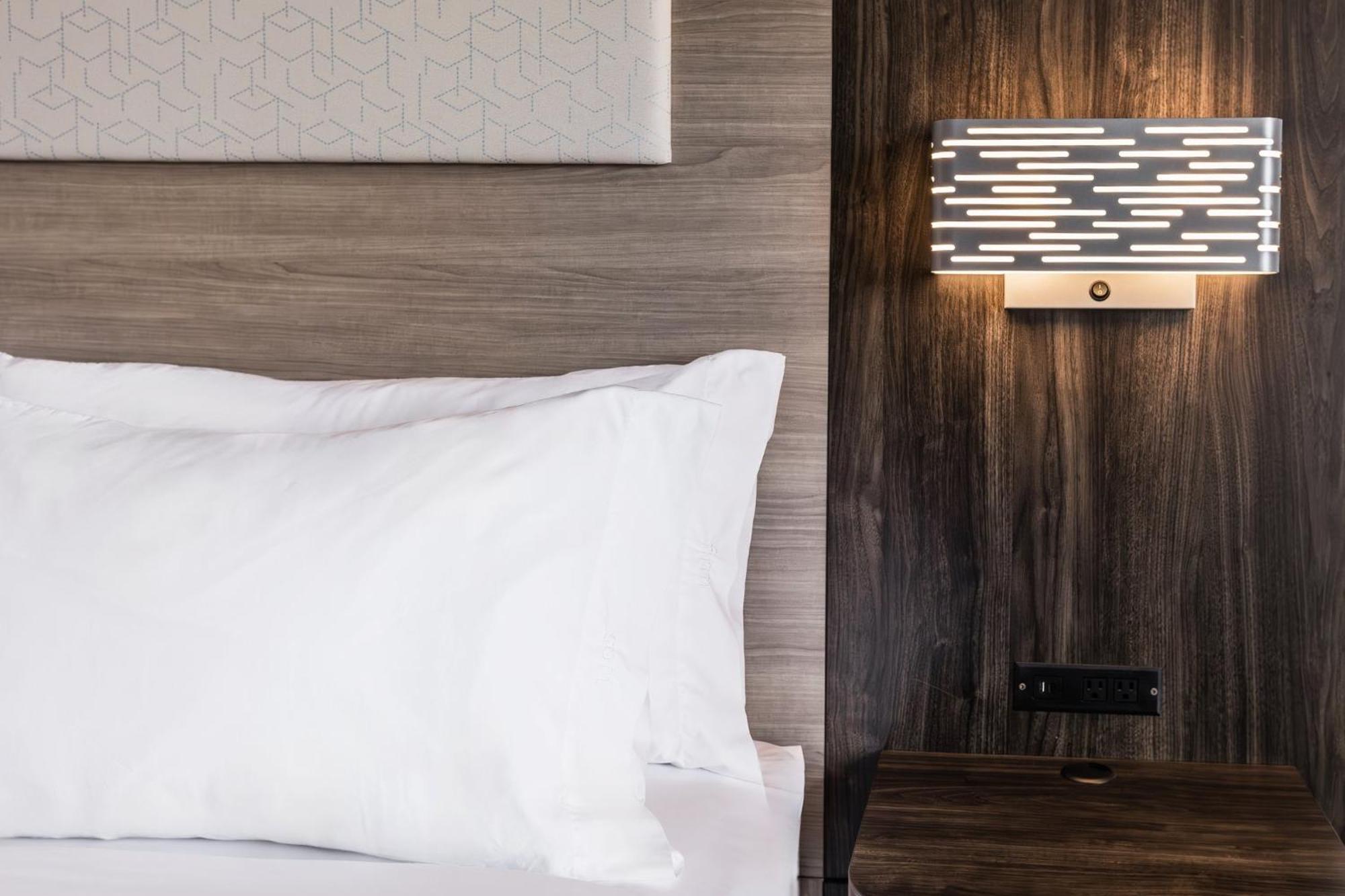 Holiday Inn Express Toronto-North York By Ihg Exteriér fotografie