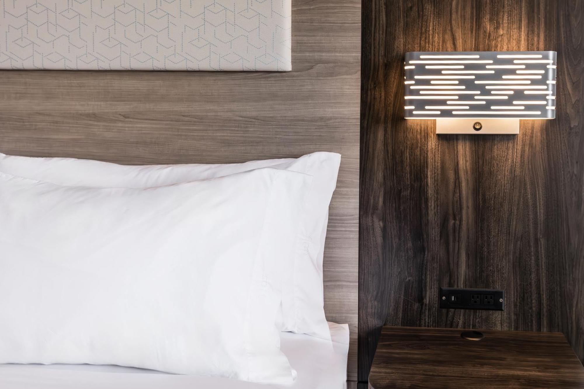 Holiday Inn Express Toronto-North York By Ihg Exteriér fotografie